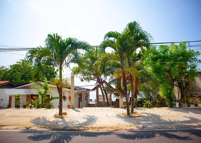 Voz Front Resort *
